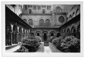 Postcard bought by Alexandre Kojève during his visit to Le Puy Cathedral, Le Puy-en-Velay, France. Courtesy Bibliothèque nationale de France. © Nina Kousnetzoff. 